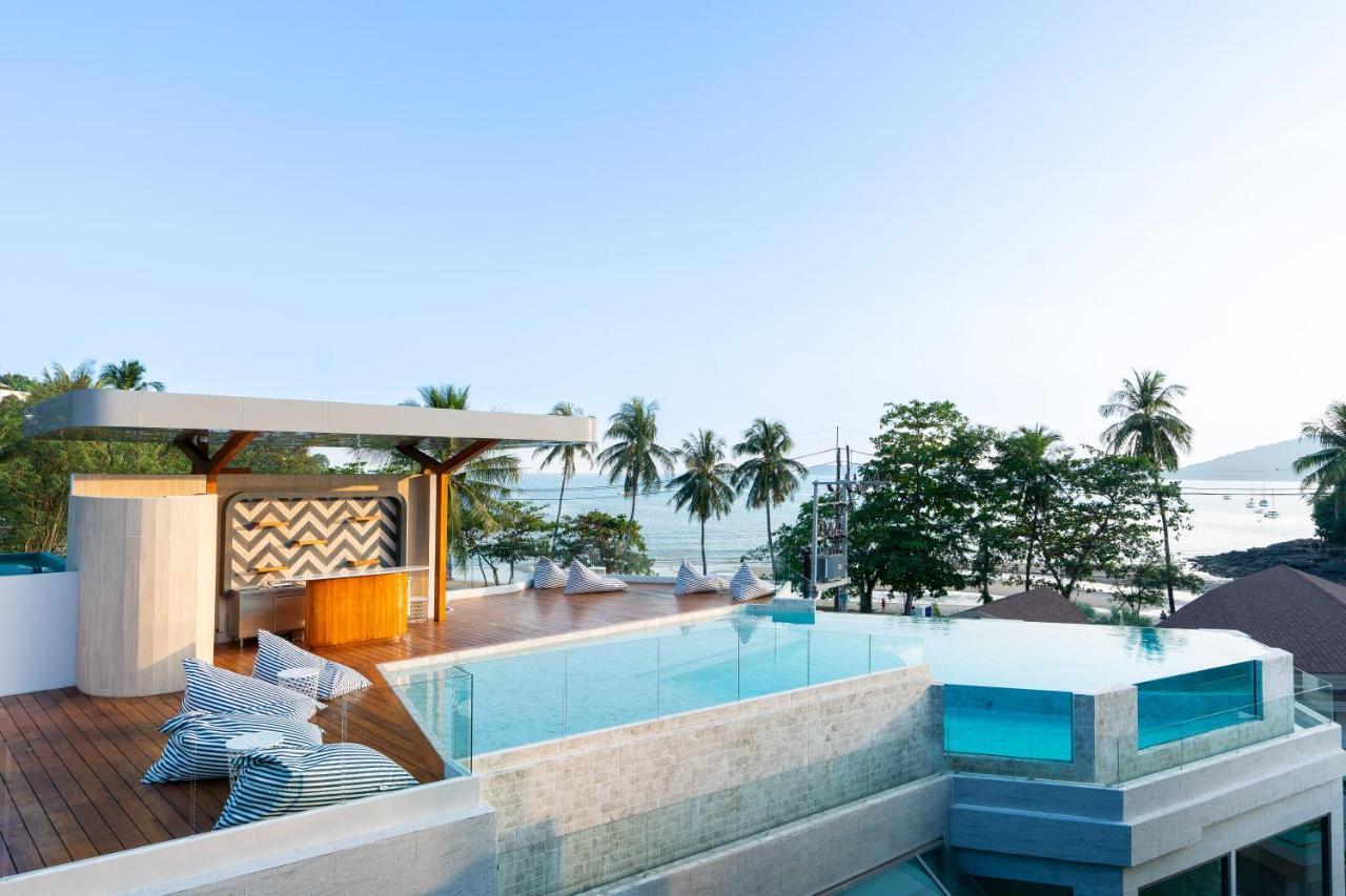 Panwaburi Beachfront Resort - Sha Extra Plus Екстер'єр фото The rooftop pool at the hotel