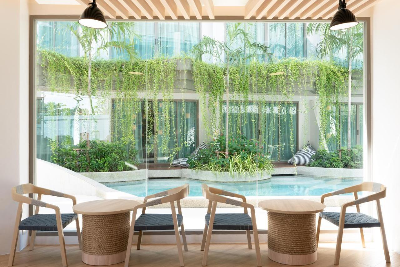 Panwaburi Beachfront Resort - Sha Extra Plus Екстер'єр фото The interior of the hotel