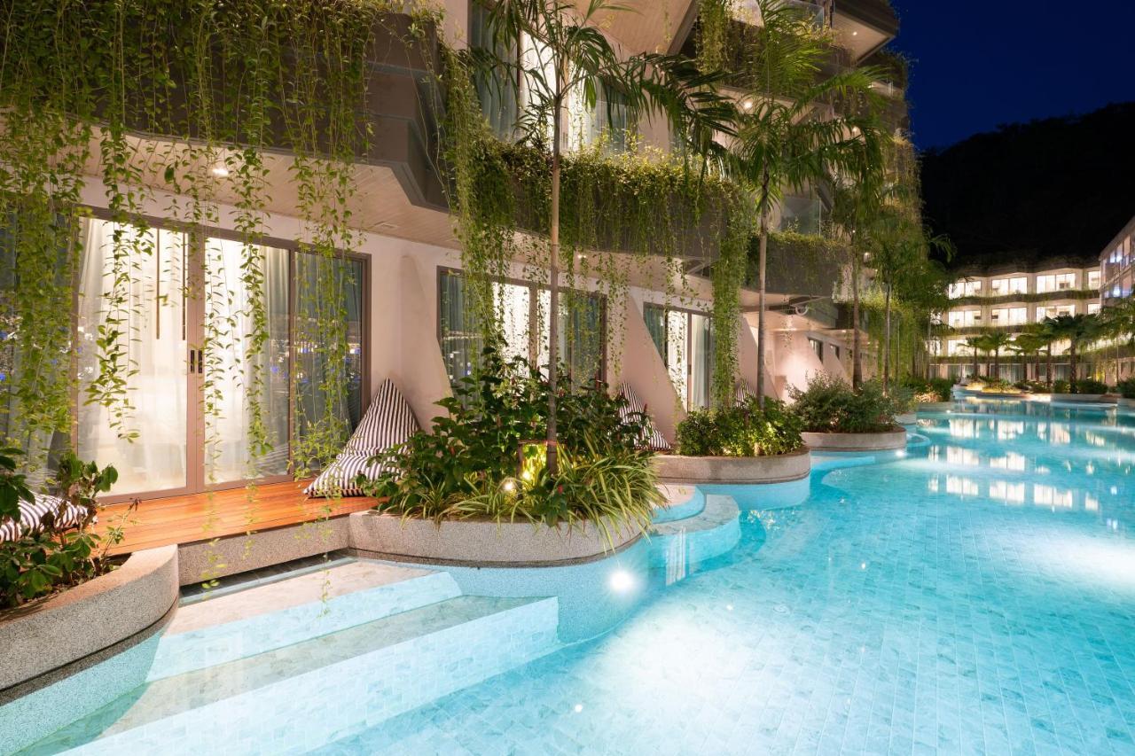 Panwaburi Beachfront Resort - Sha Extra Plus Екстер'єр фото The swimming pool at the hotel