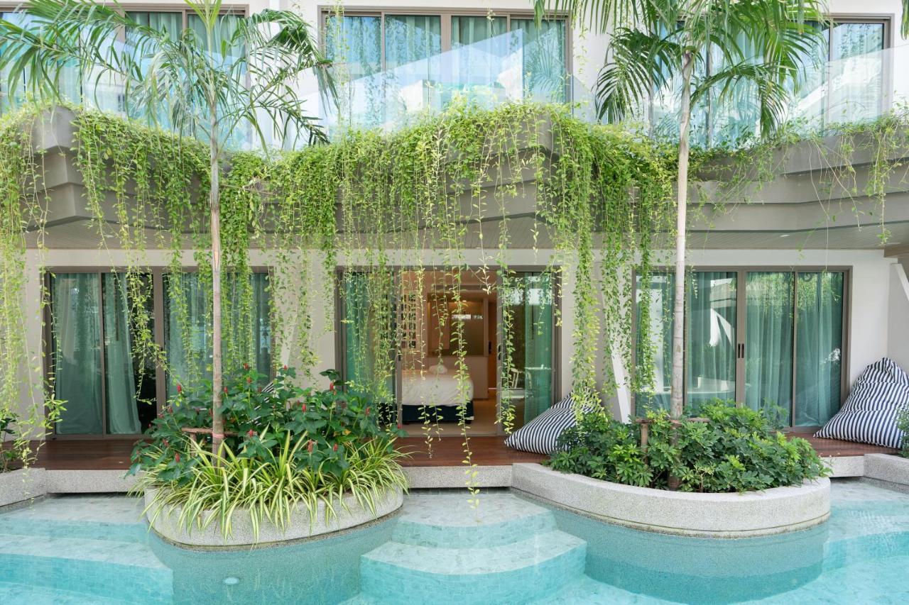 Panwaburi Beachfront Resort - Sha Extra Plus Екстер'єр фото The swimming pool at the hotel